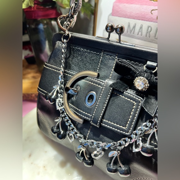 Coach RARE Black Soho Kisslock Vintage leather crystal velvet bow EUC - Picture 3 of 13